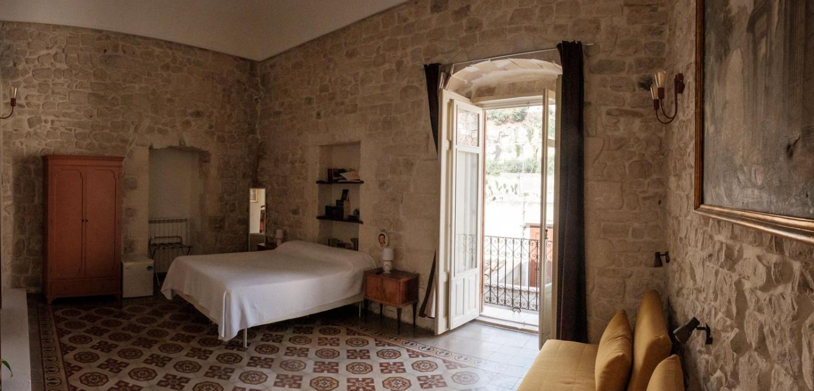 مبيت وإفطار موديكا Casa Catale المظهر الخارجي الصورة