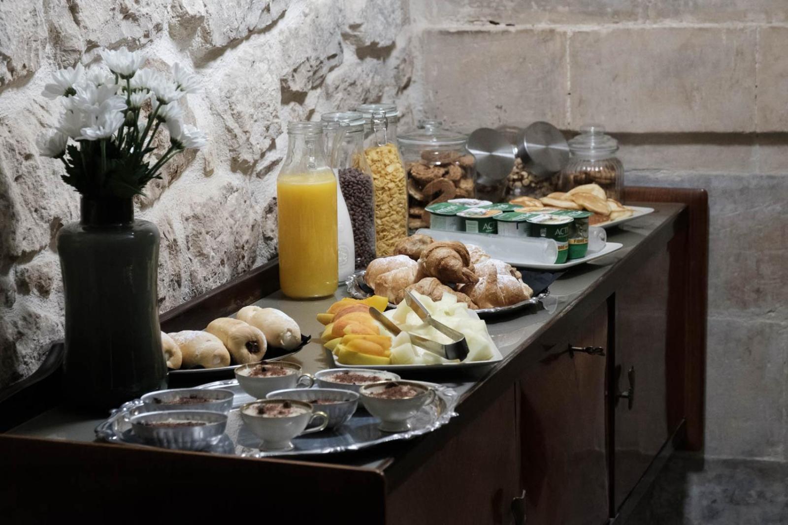 مبيت وإفطار موديكا Casa Catale المظهر الخارجي الصورة